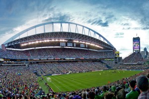 九游娱乐网页版-伦敦马拉松热潮不断，选手挑战个人极限，伦敦马拉松2021视频